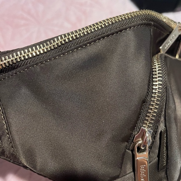 Lululemon Crossbody Belt Bag - Picture 4 of 8
